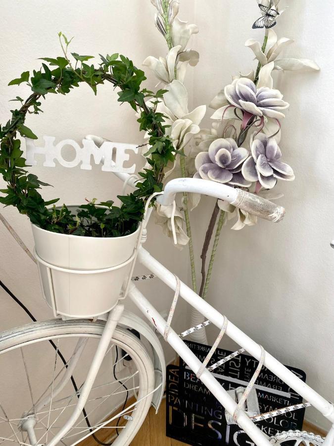 Fantastic Apartment In The City Center ปราก ภายนอก รูปภาพ